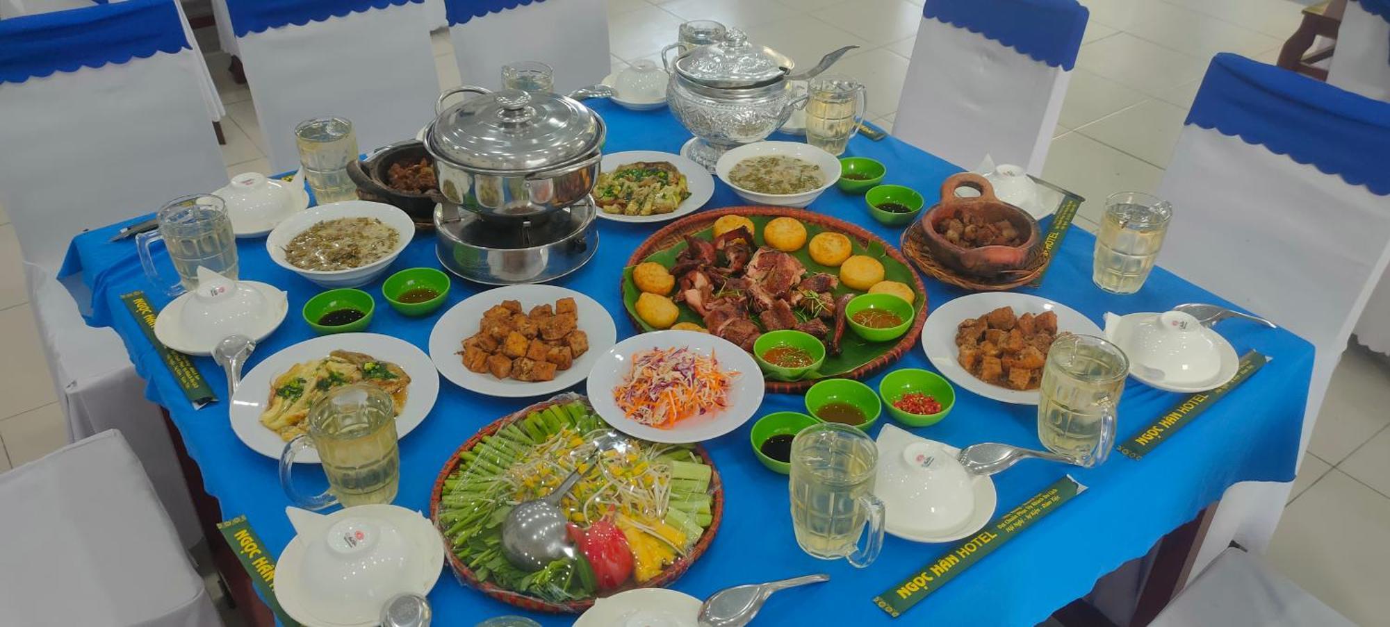 Khách Sạn Ngọc Hân Ap Vinh Phu Ngoại thất bức ảnh